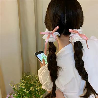 费家有女